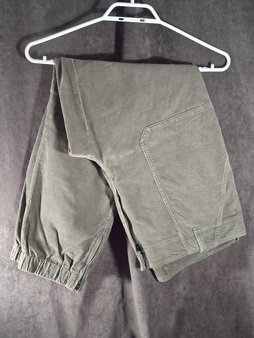 Banana Republic Khaki Green Corduroy Utility Jogger Pants Elastic Hem VG 12P